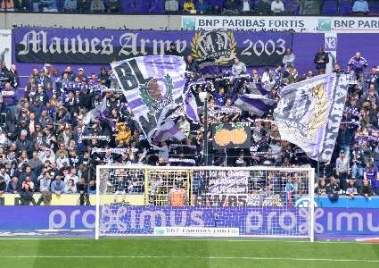 Mauves Army 2003 - Ultras RSCA - RWD Molenbeek - RSC Anderlecht