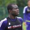 Acheampong catches knee injury