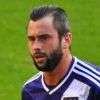 Defour leaves training with injured ankle